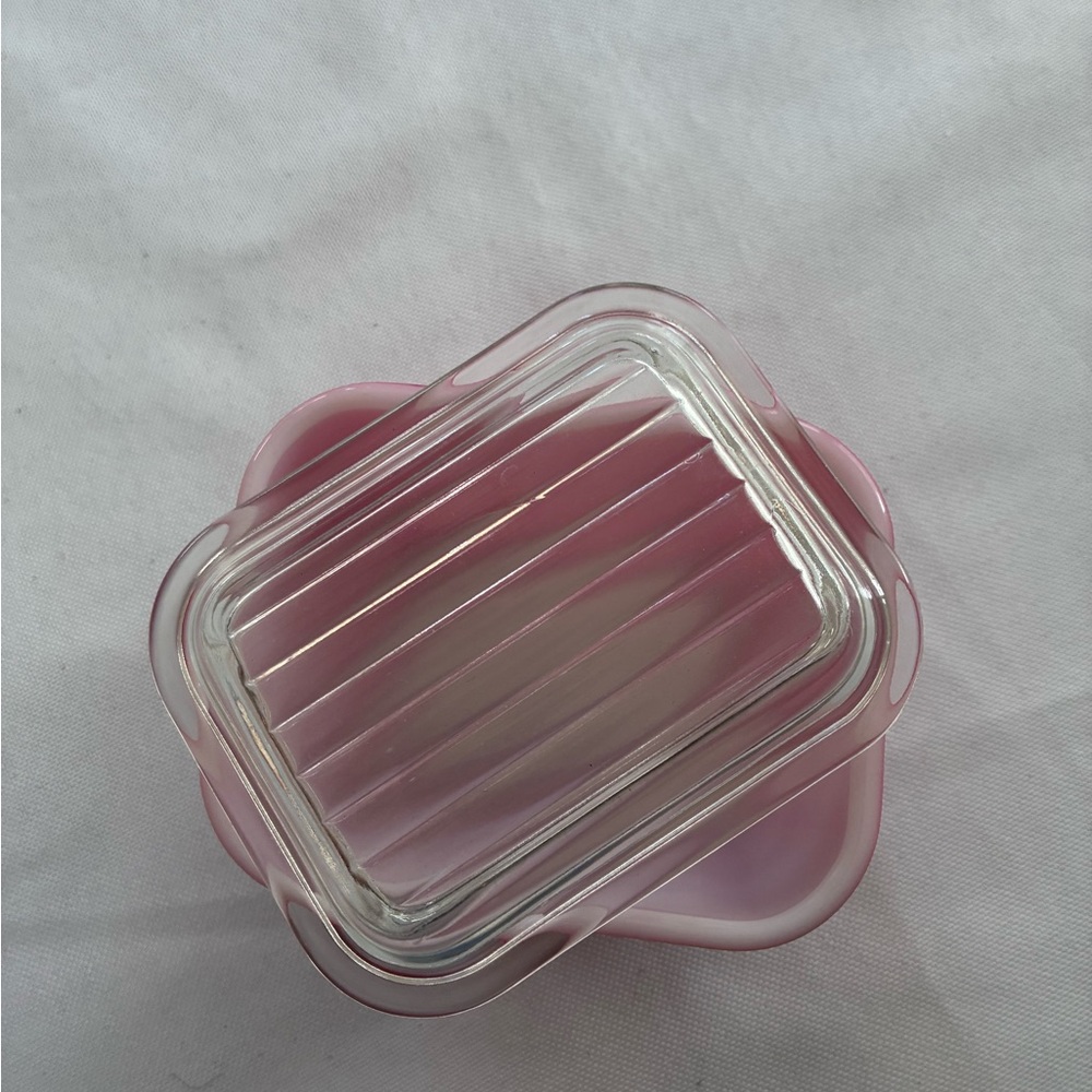 VINTAGE PYREX Red Glass Storage Container with Lid - Picture 3 of 6